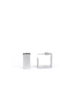 PENDIENTES ONE CUADRADOS EN PLATA (M)