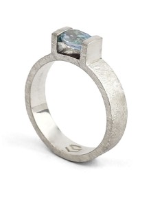 THREE Anillo Topazio Azul 2