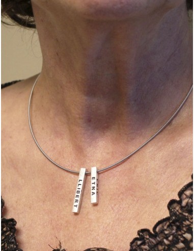 Collar personalizado con nombres