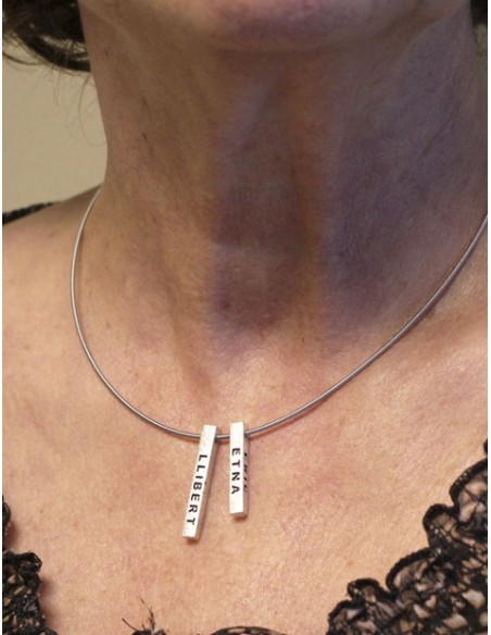 Collar personalizado con nombres