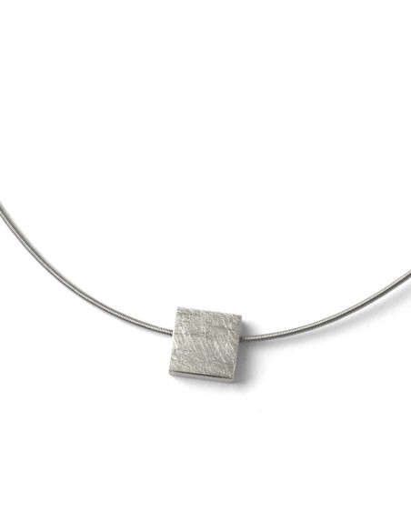 COLLAR SQUARE TWO