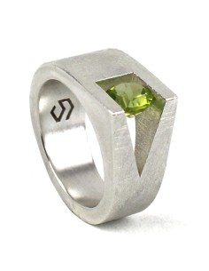 SIX CON PERIDOTO