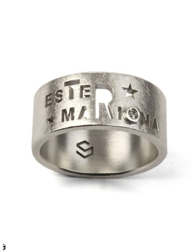 Anillo personalizado con 2 nombres y piedra