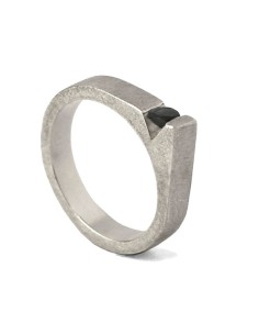 ANILLO VENUS en PLATA CON ONIX NEGRO