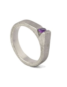 ANILLO VENUS en PLATA CON AMATISTA