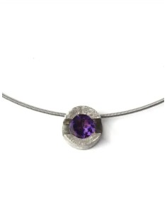 Collar FOUR in purple