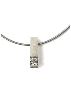COLLAR VENUS in white