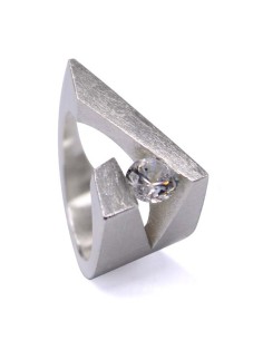 ANILLO NINE TOPACIO BLANCO