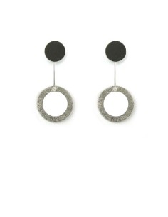 PENDIENTES TWO CIRCULAR LARGO EN PLATA Y RODIO NEGRO