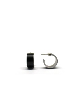 PENDIENTES ONE CIRCULAR EN NEGRO