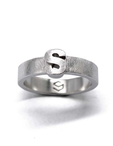 ANILLO PERSONALIZADO CON INICIALES