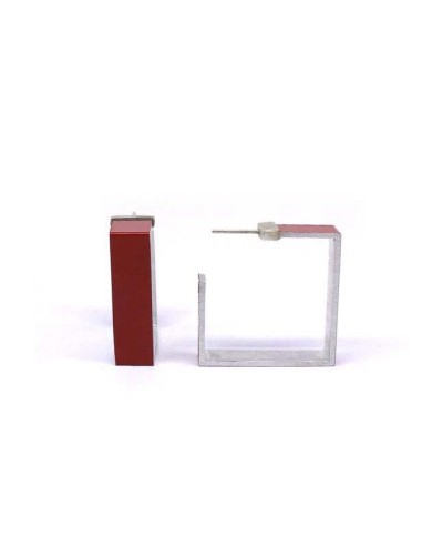 PENDIENTES ONE CUADRADOS EN ROJO (L)