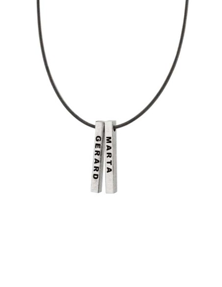 Collar personalizado con nombres
