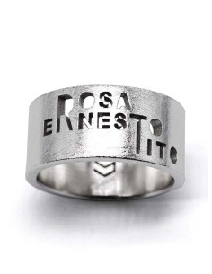 Anillo nombre personalizado