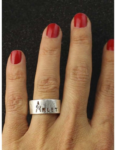 Anillo personalizado con 1 nombre y piedra