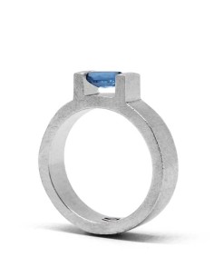 THREE Anillo Topazio Azul