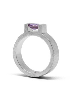 THREE Anillo turmalina