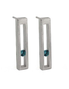 PENDIENTES LINEAL SPACE TOPACIO AZUL