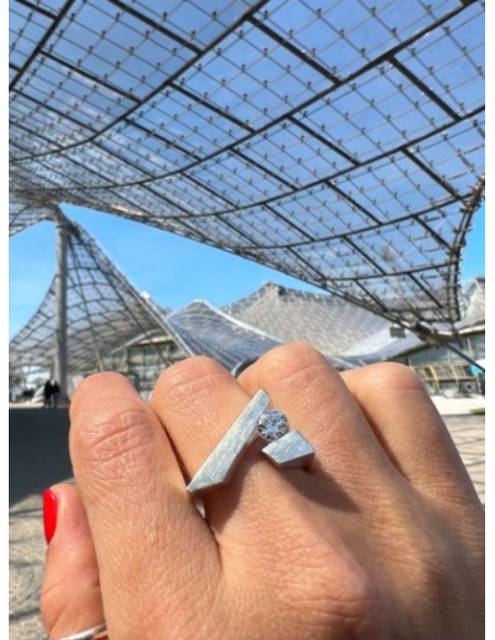 ANILLO NINE TOPACIO BLANCO