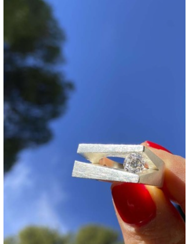 ANILLO SEVEN TOPACIO BLANCO