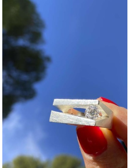ANILLO SEVEN TOPACIO BLANCO